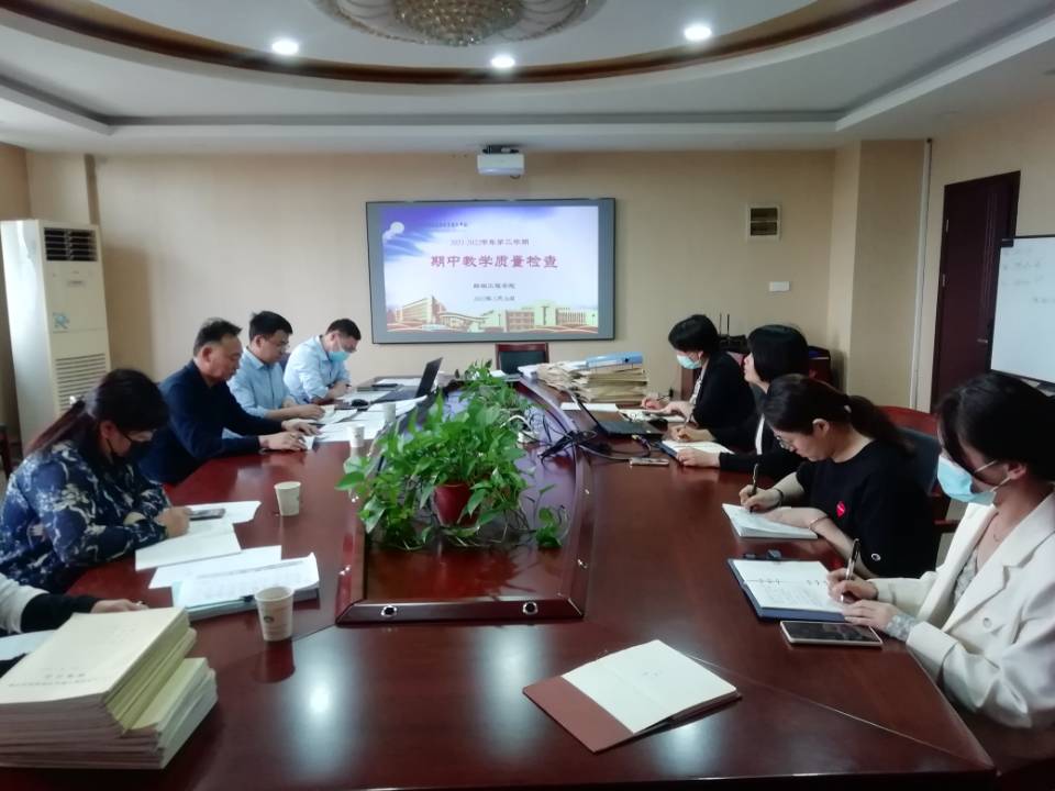 船舶工程学院迎接期中教学检查