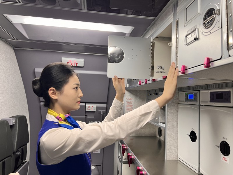 以赛促学展风采,以学促用强技能