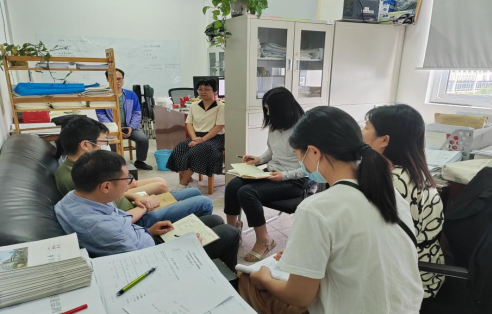 数学教研室党支部组织全体教师参加政治理论学习