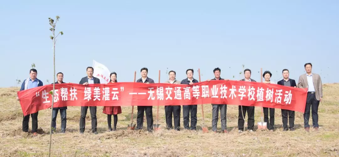 1555919582710098965.jpg 1225050146.jpg