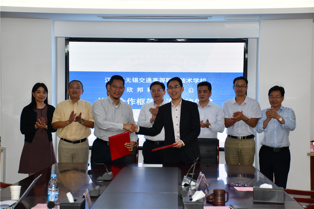 1570844667203027468.jpg DSC_1232.jpg