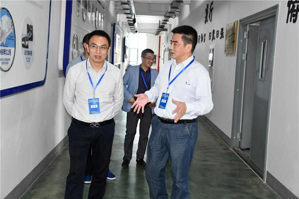 1571014094918083512.jpg DSC_1564.jpg