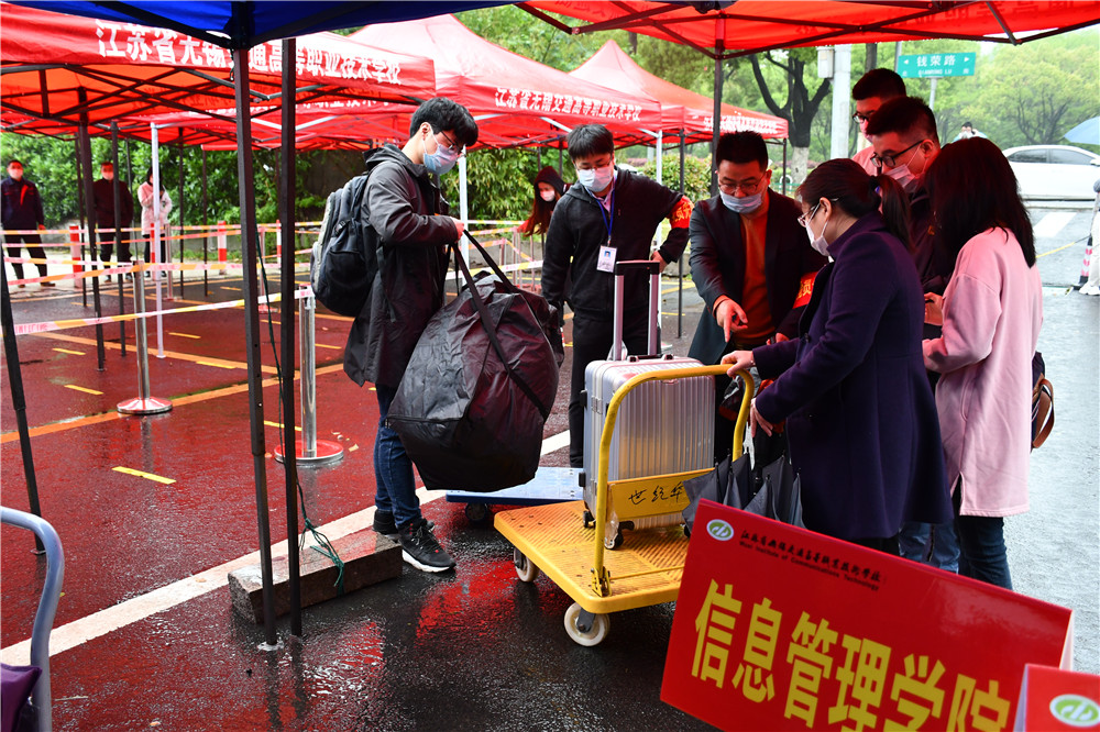 1587271923026079898.jpg DSC_1421.jpg