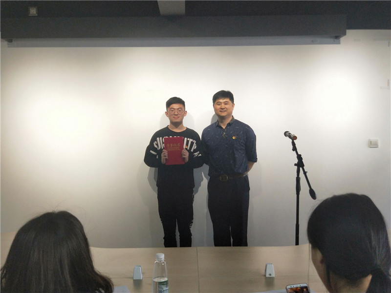 1558664741274089488.jpg 02.jpg